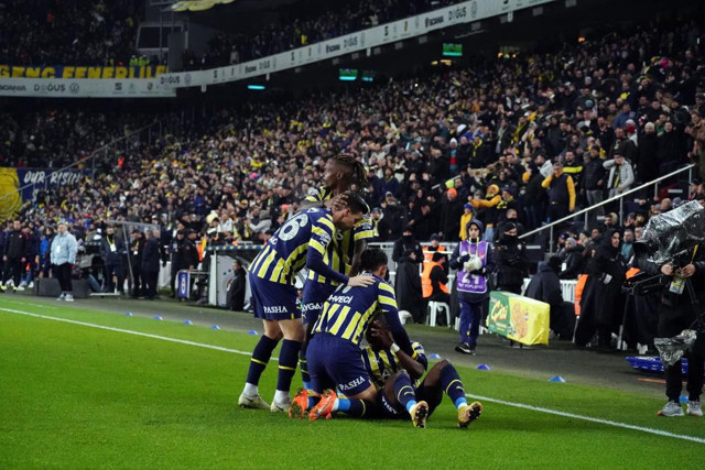 Fenerbahçe'den Kasımpaşa'ya farklı tarife! Enner Valencia 4 golle tarihe geçti! - Resim: 1
