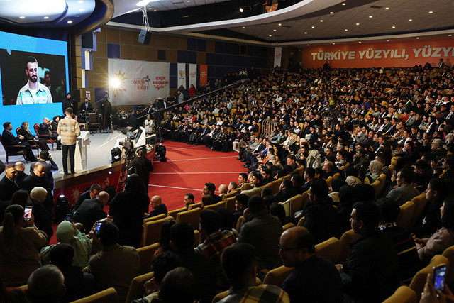 Erdoğan'dan Aydın'da altılı masaya olay benzetme! Dikkat çeken pankartları tek tek okudu... - Resim: 9