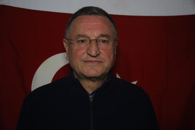 Hatay Belediye Başkanı Lütfü Savaş istifa iddialarını yalanladı! "Ne görevimizden ayrılırız ne de Hatay’ı terk ederiz” - Resim: 0