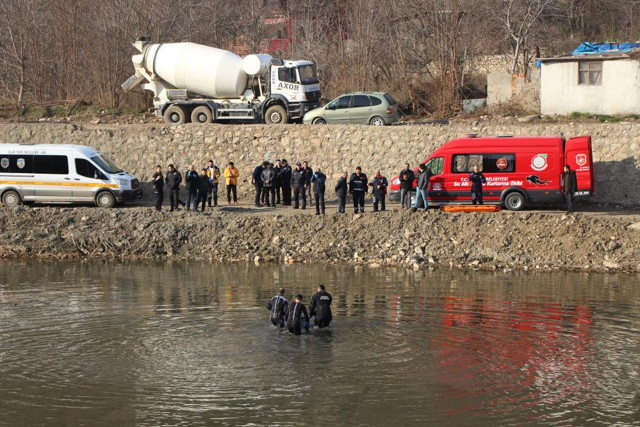 Gören telefona sarılıp ihbar etti! Meğer üç gün önce... - Resim: 0