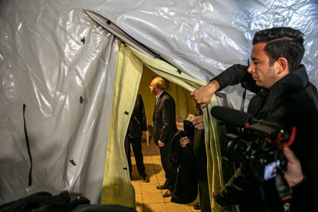 Kemal Kılıçdaroğlu, geceyi çadırda geçirdi! O çadırda Mansur Yavaş'la yayına katıldı - Resim: 1