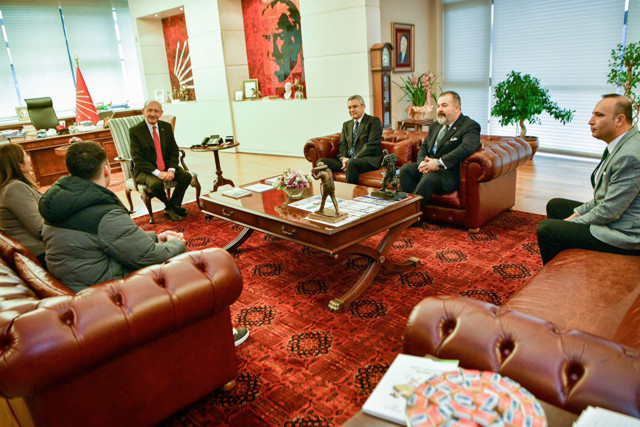 CHP'ye katıldığı için tepki gören  Türkan Elçi isyan etti! Bu kin öfke nefret neden? - Resim: 1