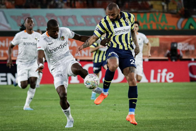 Jorge Jesus ve Valencia Fenerbahçe Beşiktaş maçında sahada olacak mı? - Resim: 4