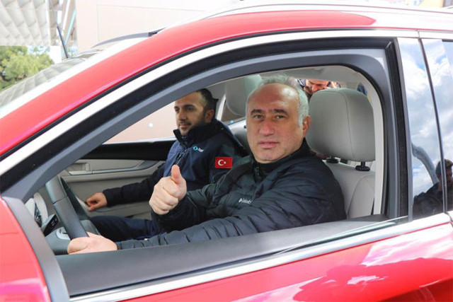 Togg almaya hak kazandı tebrik yağmuruna tutuldu - Resim: 0