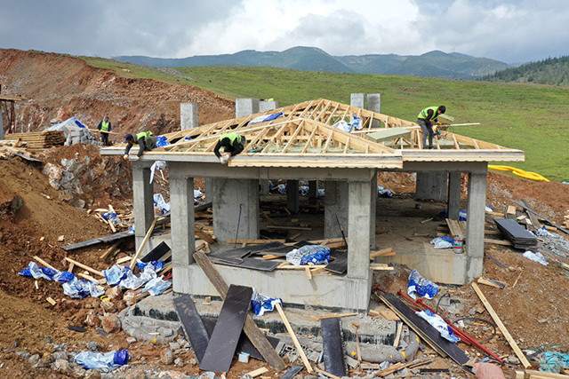 Gaziantep Nurdağı'ndaki köy tipi afet evlerinde kaba inşaat bitmek üzere - Resim: 1