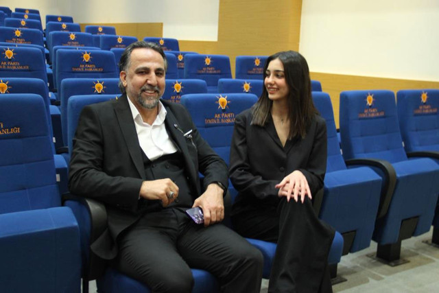 18 yaşında milletvekili adayı olan Nisa Alptekin'den açıklama - Resim: 0