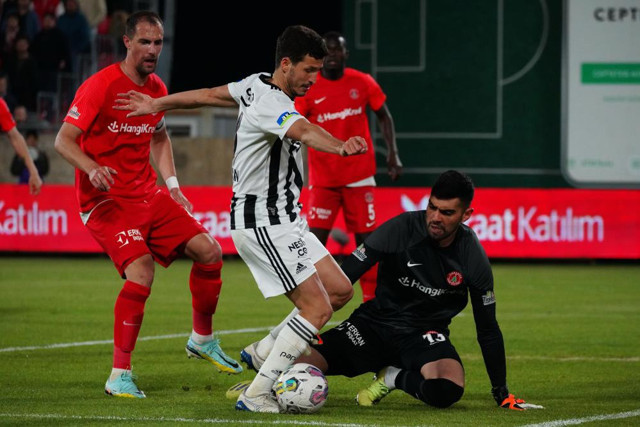 Beşiktaş üç puanı iki golle aldı! Ümraniyespor Beşiktaş maçı özeti ve golleri - Resim: 2