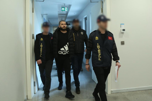 Türkiye'ye iade edilmişti! Kripto para borsası Thodex'in kurucusu Faruk Fatih Özer tutuklandı - Resim: 2