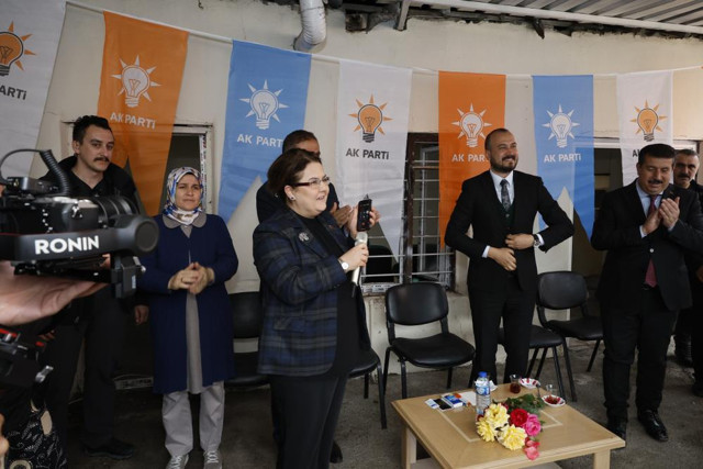 Cumhurbaşkanı Erdoğan, telefonla vatandaşlarla görüştü - Resim: 0