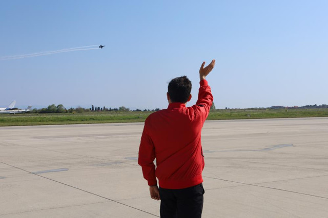 TEKNOFEST'te tarihe geçen anlar: İnsanlı ve insansız savaş uçakları birlikte uçtu! - Resim: 1