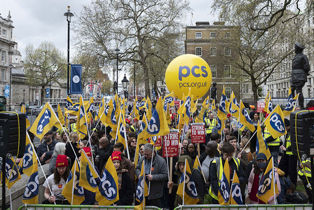 1 Mayıs'ta Avrupa'nın gündemi hayat pahalılığı! - Resim: 2
