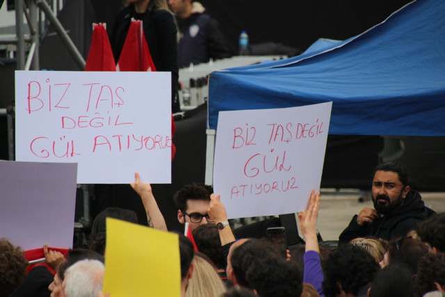 Ekrem İmamoğlu Rize'de: Her gün pandoranın kutusu açılıyor, kimin hangi filmini izleyeceğimizi şaşırdık - Resim: 0