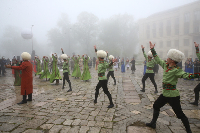 Karabağ'ın sembol şehri Şuşa'da "Türk Dünyası Kültür Başkenti" etkinlikleri başladı - Resim: 1