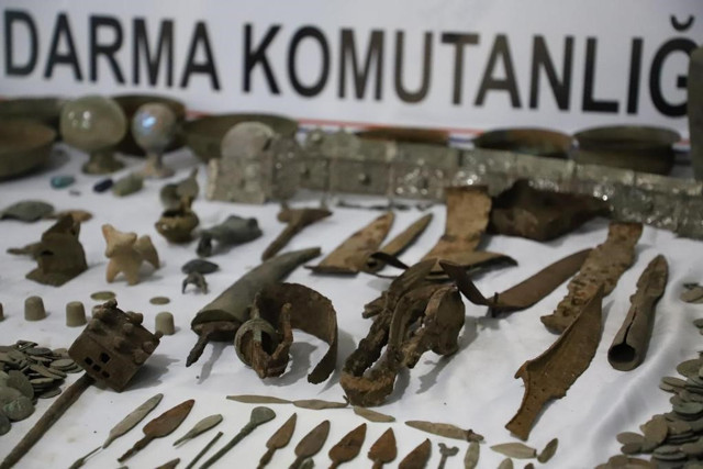 22 bin parça tarihi eser! Hepsi Mardin'de bir evde ele geçirildi - Resim: 0