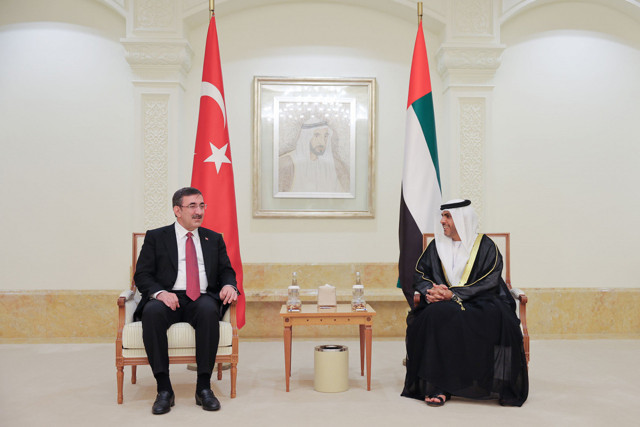 Dikkat çeken ziyaret! Cevdet Yılmaz ve Mehmet Şimşek Birleşik Arap Emirlikleri'nde - Resim: 0