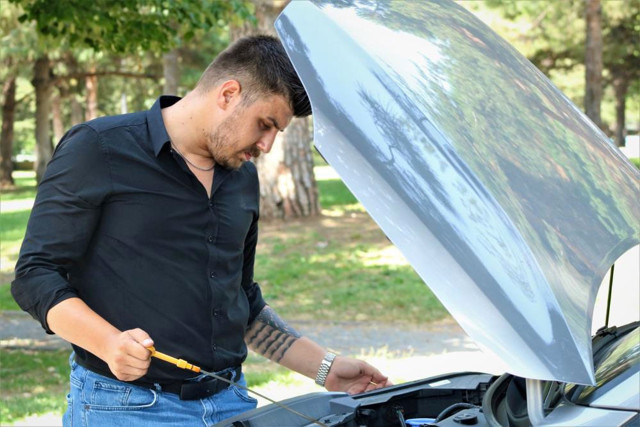 Sosyal medyada al-sat videolarıyla gündem olan fenomen konuştu: Bana 2 ay verin araba piyasasını düşüreyim - Resim: 0