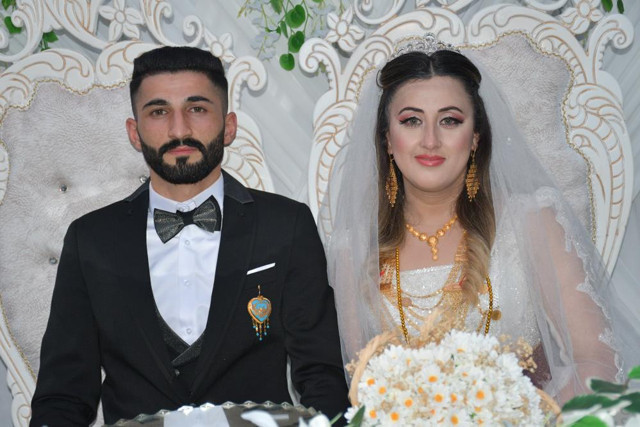 40 koyun kesildi, 1,5 milyon TL para, 1 kilo altın takıldı! - Resim: 0