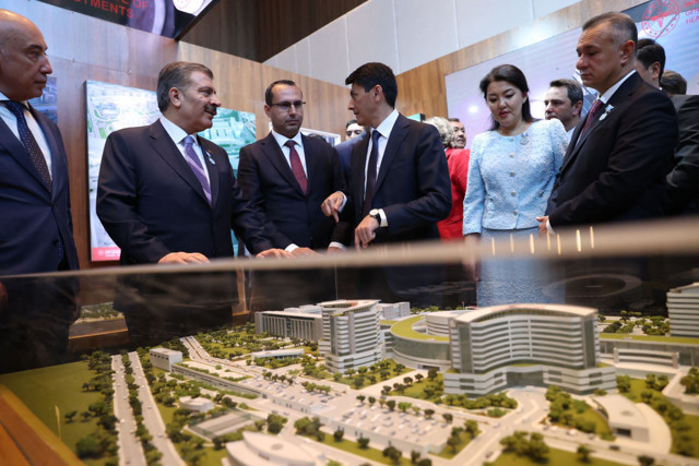 Sağlık Bakanı Fahrettin Koca, Türkiye-Özbekistan 2. Sağlık İş Forumu'na katıldı - Resim: 2