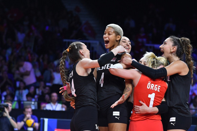 Smaçlarını hazmedemediler! Polonya maçında Melissa Vargas'a büyük ayıp - Resim: 1