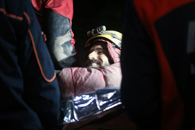 Mersin'de ABD’li dağcı 9 gün sonra mağaradan çıkartıldı tahliye sonrası konuştu - Resim: 2