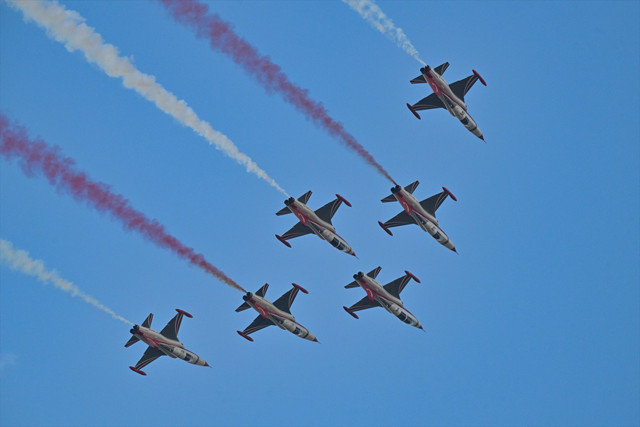 TEKNOFEST İzmir başladı binlerce kişi akın etti! Selçuk Bayraktar: Türkiye Yüzyılı'na sizler ve eserleriniz damga vuracak - Resim: 2