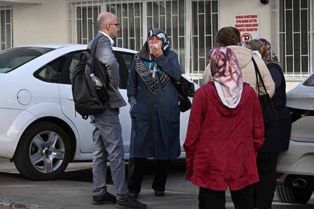 Çilingir kapıyı açtı, vahşet ortaya çıktı! Koca kaçmaya çalışırken yakalandı - Resim: 1