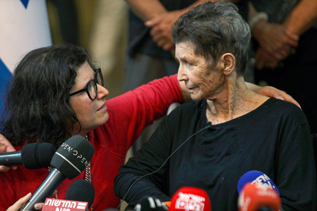 Hamas'ın serbest bıraktığı rehine ilk kez konuştu, yaşadıklarını anlattı - Resim: 2