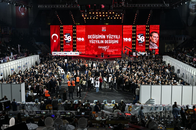 CHP'de yeni Parti Meclis'i üyeleri seçildi! Özgür Özel'in A Takımı'nda kimler var? - Resim: 0