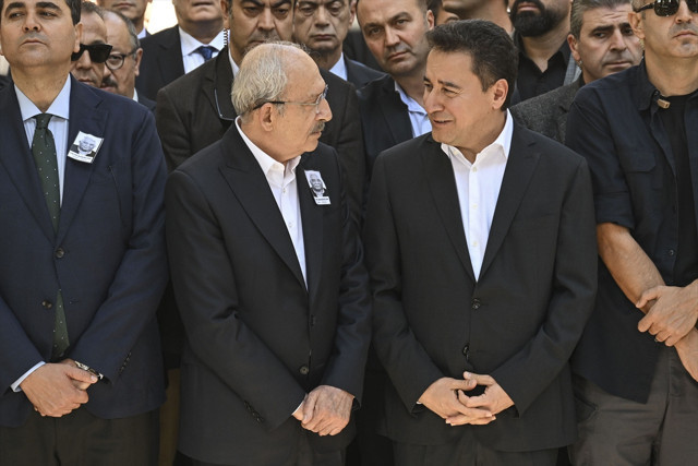 Ali Babacan'ın babası son yolculuğunu uğurlandı! Kılıçdaroğlu'na böle bağırdı: Sakın istifa etme... - Resim: 4