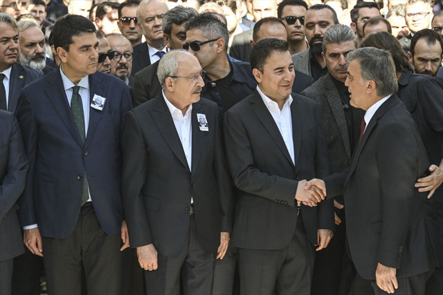 Ali Babacan'ın babası son yolculuğunu uğurlandı! Kılıçdaroğlu'na böle bağırdı: Sakın istifa etme... - Resim: 5