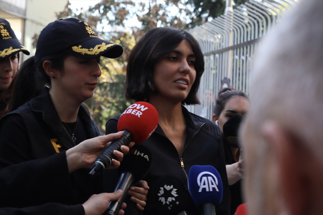 Nihal Candan ile Bahar Candan'ın gözaltı sebebi belli oldu: Çetenin vitrini oldular - Resim: 3