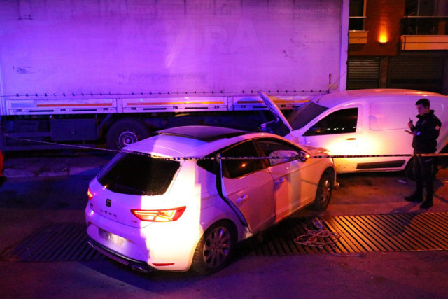 İzmir'de aksiyon filmlerini aratmayan cinayet - Resim: 0