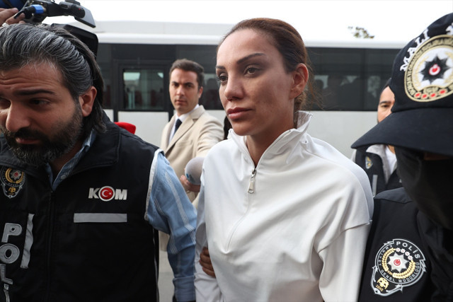 Dilan Polat cezaevi değiştirdi! Silivri'den Çorlu'ya nakledildi, Sıla Doğu ise... - Resim: 0