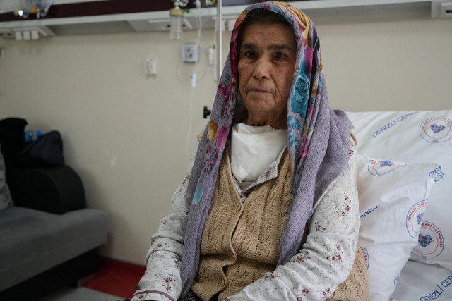 Doktordan korkup senelerce gitmedi, 50 yıl boynundaki büyük parçayla yaşadı - Resim: 0