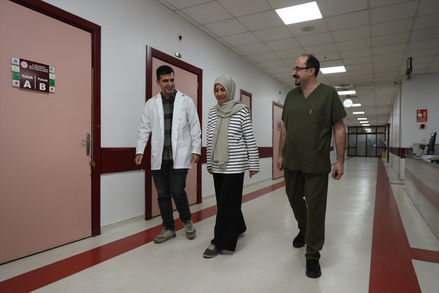 Mide ağrısı, şişkinlik, gaz ve kusma şikayetiyle hastaneye gitti hayatının şokunu yaşadı! - Resim: 1