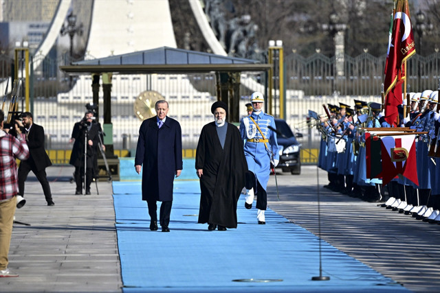 İran Cumhurbaşkanı İbrahim Reisi Beştepe'de! Erdoğan'la baş başa görüşme! İşte ilk görüntüler... - Resim: 3