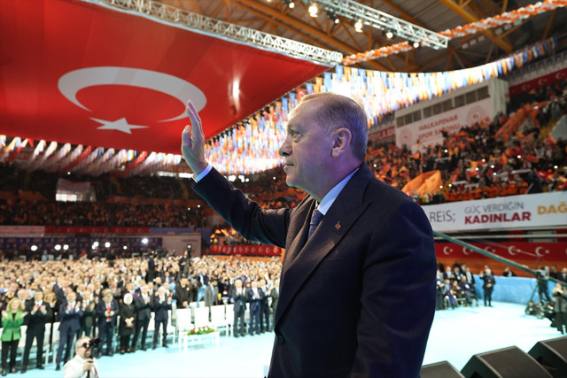 Cumhurbaşkanı Erdoğan, AK Parti'nin İzmir ilçe belediye başkan adaylarını açıkladı - Resim: 0