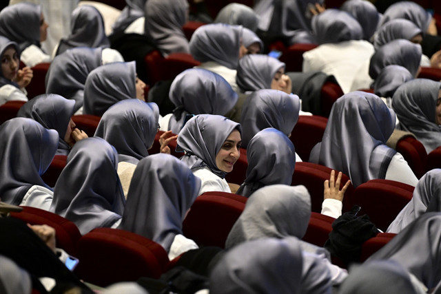 Cumhurbaşkanı Erdoğan'dan flaş 'şeriat' çıkışı! 'Şeriata düşmanlık, dinin bizatihi kendisine husumettir' - Resim: 3