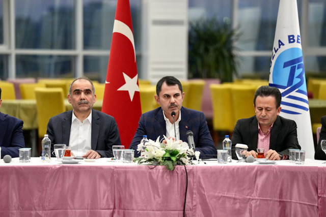 Kamerasını kapattığı iddia edilmişti, Murat Kurum o vatandaşla karşılaştı - Resim: 1