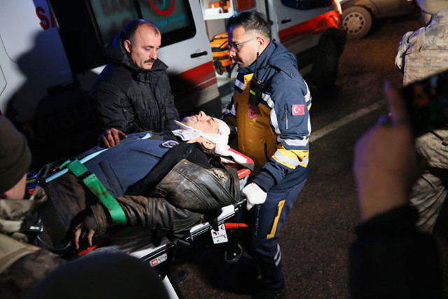 Gaziantep'te polis helikopteri düştü 2 pilot şehit oldu - Resim: 1