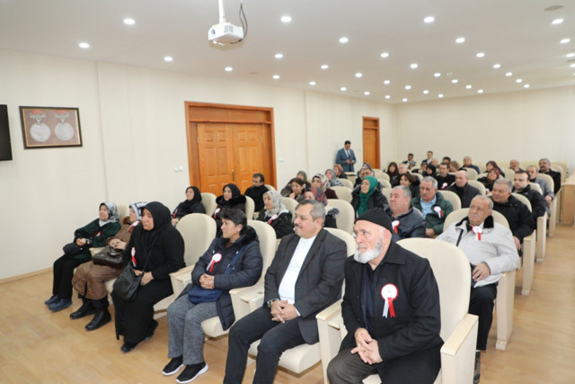 Kars Valisi Ziya Polat şehit ailelerini ağırladı - Resim: 1