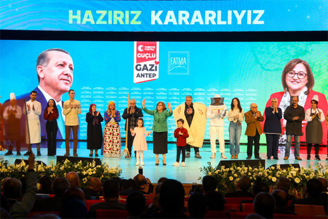 Fatma Şahin, Türkiye Yüzyılı'na güçlü Gaziantep diyor - Resim: 0