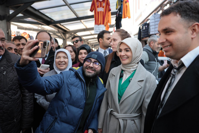 Aile ve Sosyal Hizmetler Bakanı Göktaş'a "anne" desteği - Resim: 1