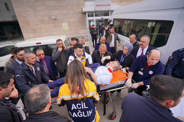 Mustafa Destici, Tokat'ta trafik kazası geçirdi! Sağlık durumu nasıl? - Resim: 1