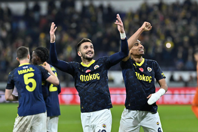 Fenerbahçe'nin havalı galibiyeti Belçika basınında: Kalite farkı - Resim: 1