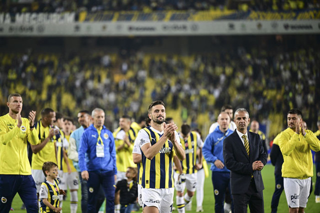 Fenerbahçe'den şampiyonluk açıklaması: 'Kayrılan' rolünü iyi oynadı - Resim: 0