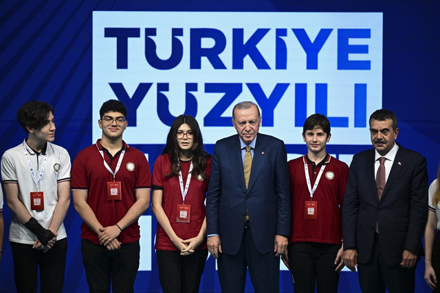 Cumhurbaşkanı Erdoğan, Türkiye Yüzyılı Maarif Modeli Tanıtım Programı'nda konuştu - Resim: 1