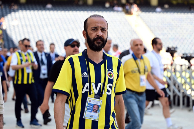 Fenerbahçe'de seçim heyecanı: Oy verme işlemi başladı! Ali Koç ve Aziz Yıldırım yarışıyor... - Resim: 1