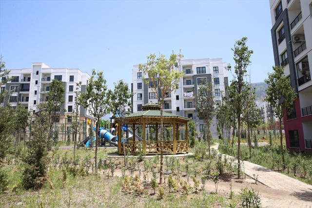 Konutu teslim edilen depremzedeler bayramda misafirlerini yeni evlerinde ağırlayacak - Resim: 5