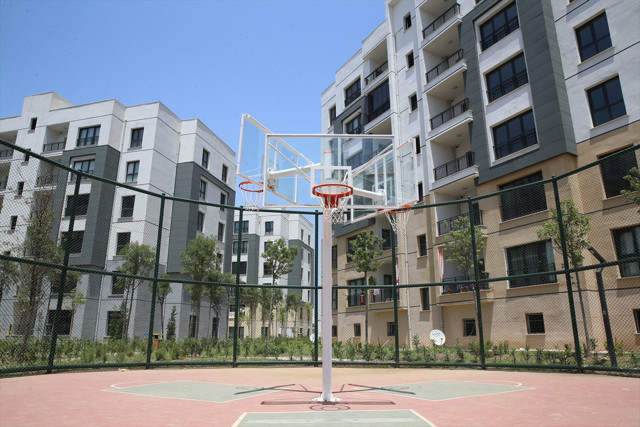 Konutu teslim edilen depremzedeler bayramda misafirlerini yeni evlerinde ağırlayacak - Resim: 1